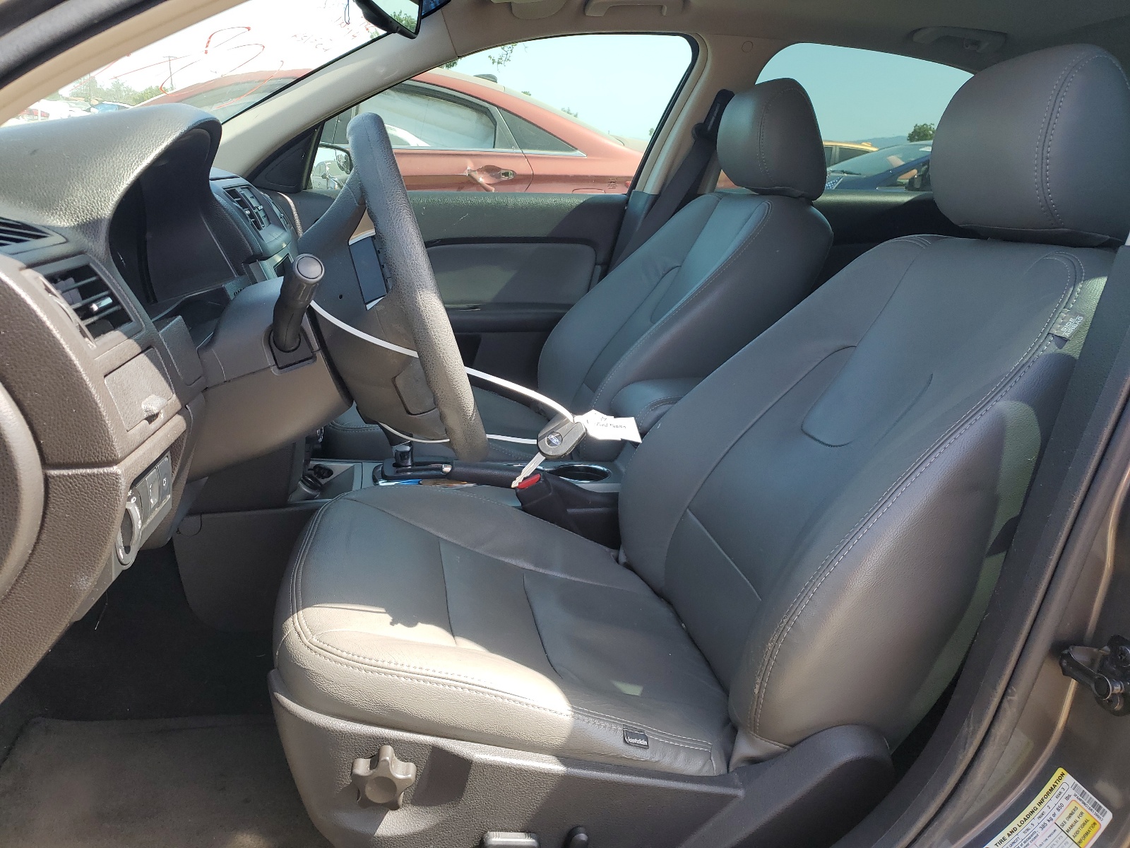 3FAHP0HG1BR139952 2011 Ford Fusion Se