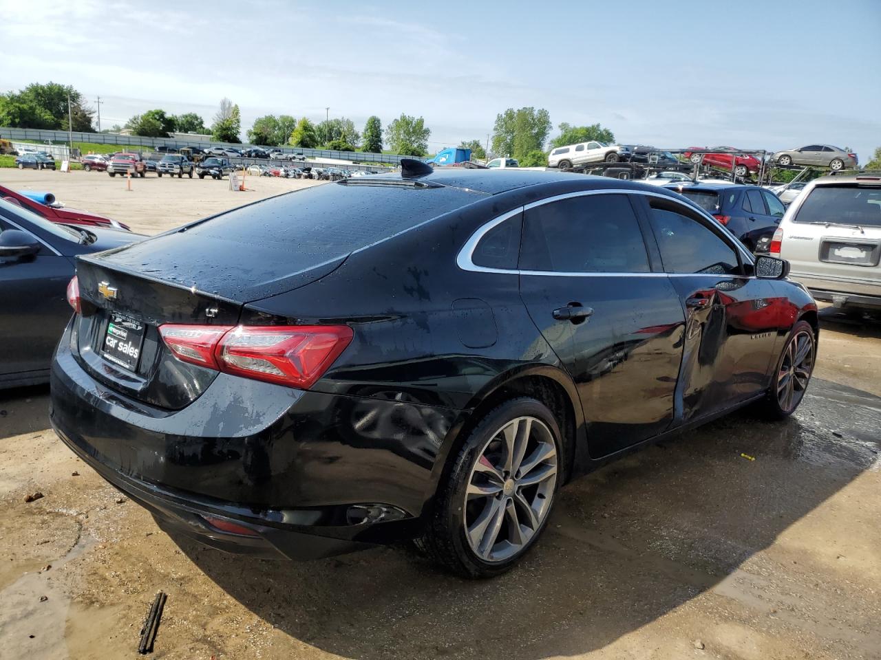2021 Chevrolet Malibu - Image 3