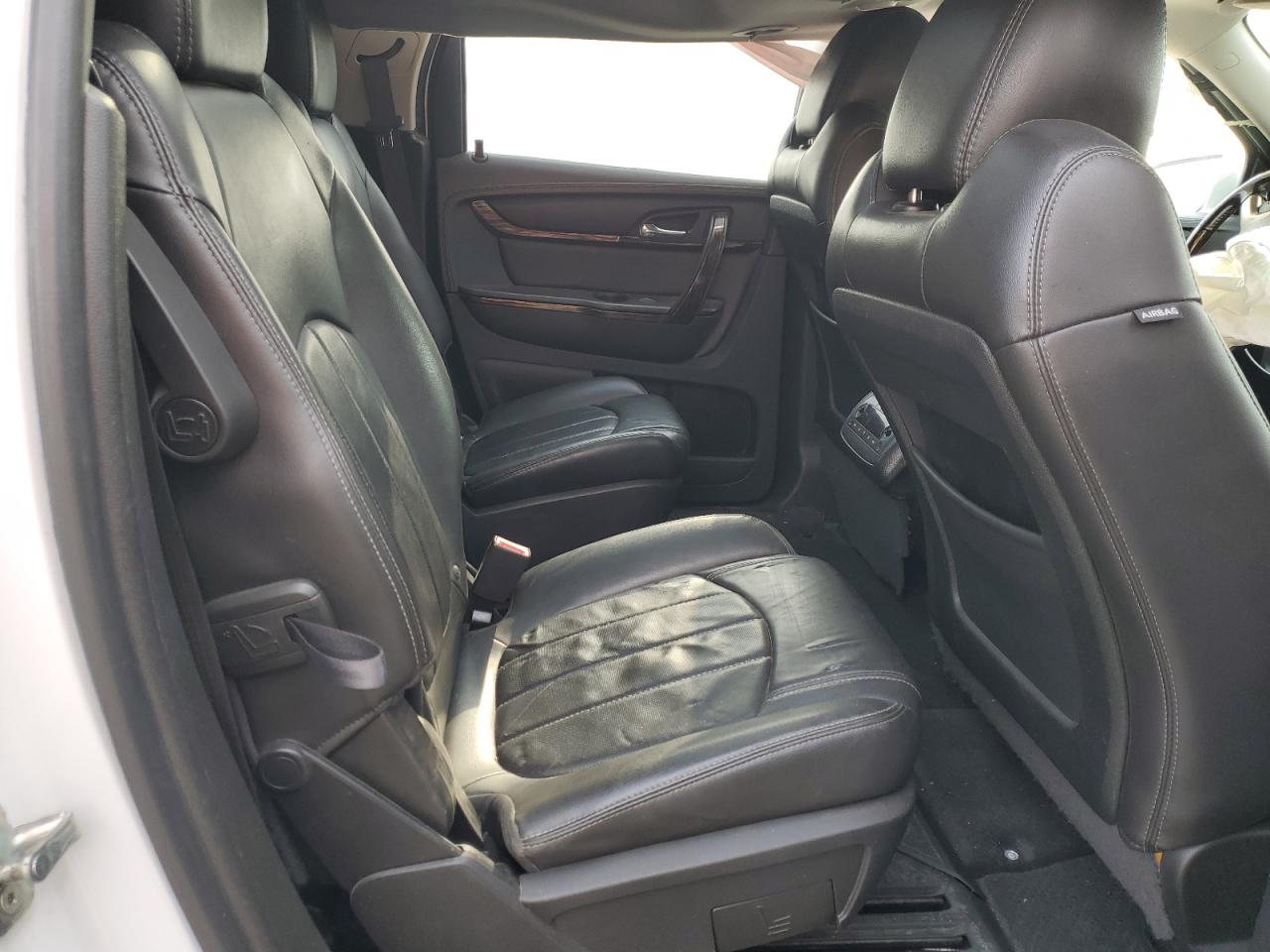 2016 GMC Acadia Denali VIN: 1GKKVTKD0GJ135161 Lot: 71587314