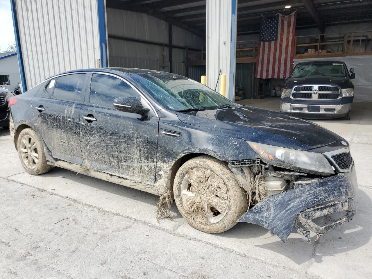 2012 Kia Optima - Image 4