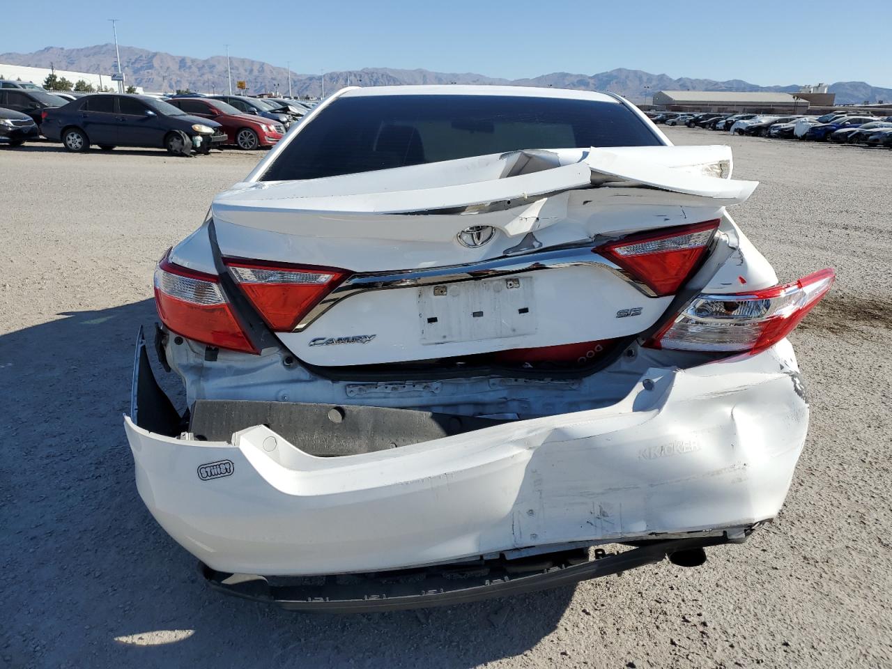 2016 Toyota Camry Le VIN: 4T1BF1FK3GU215425 Lot: 56653794