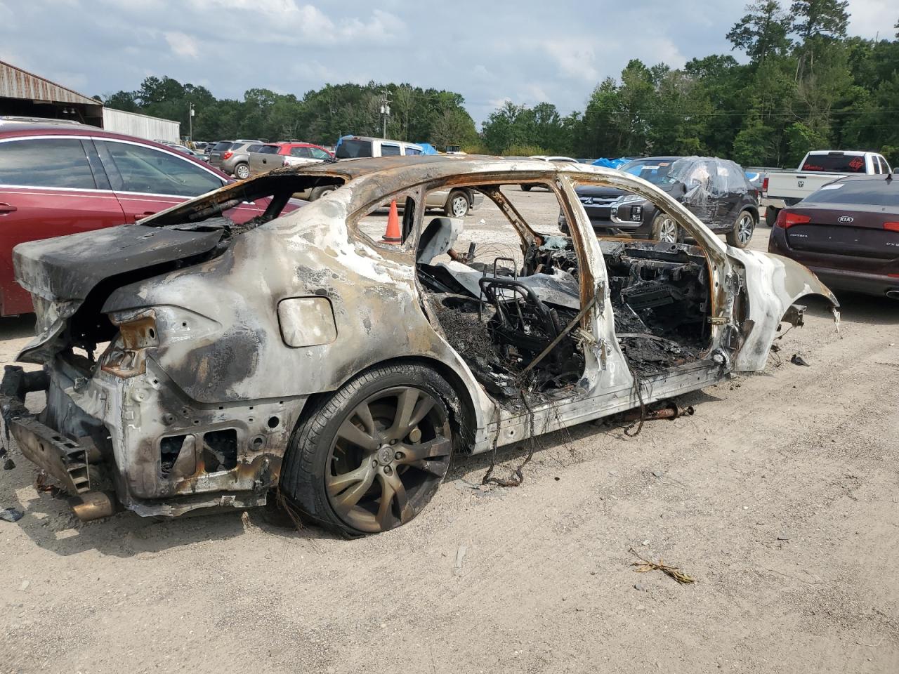 2018 Infiniti Q70L 3.7 Luxe VIN: JN1BY1PP4JM330621 Lot: 55840514