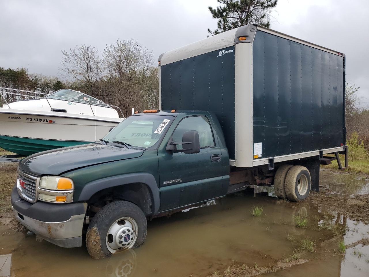 2002 Gmc New Sierra C3500 იყიდება North Billerica-ში, MA - Side