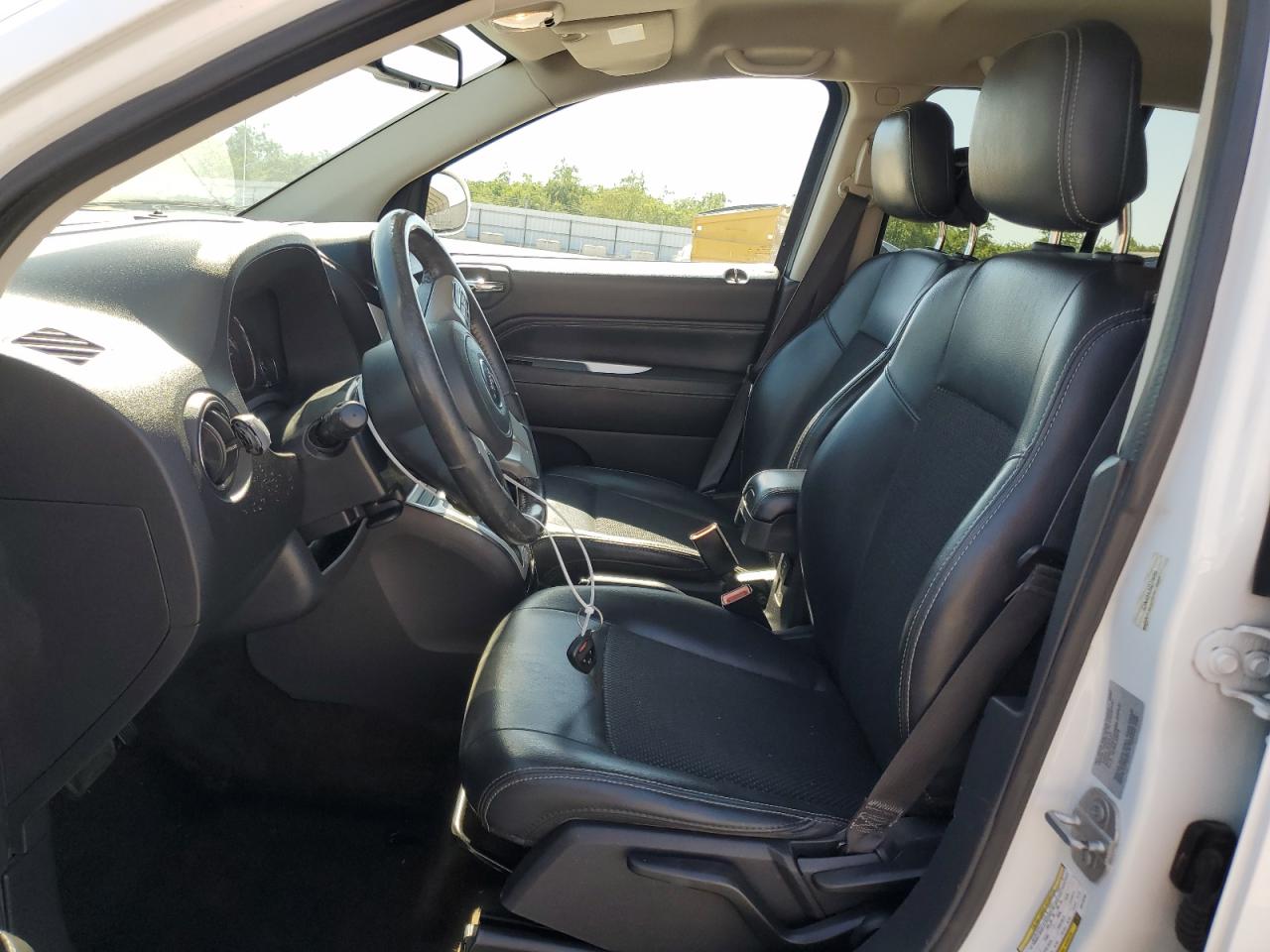 2017 Jeep Compass Latitude VIN: 1C4NJCEA7HD115723 Lot: 54850454