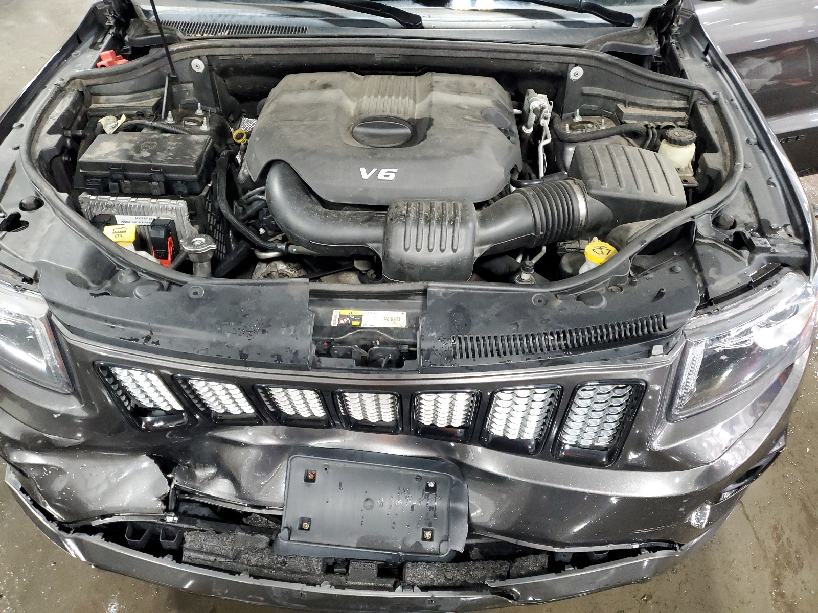 1C4RJFAG3EC541374 2014 Jeep Grand Cherokee Laredo