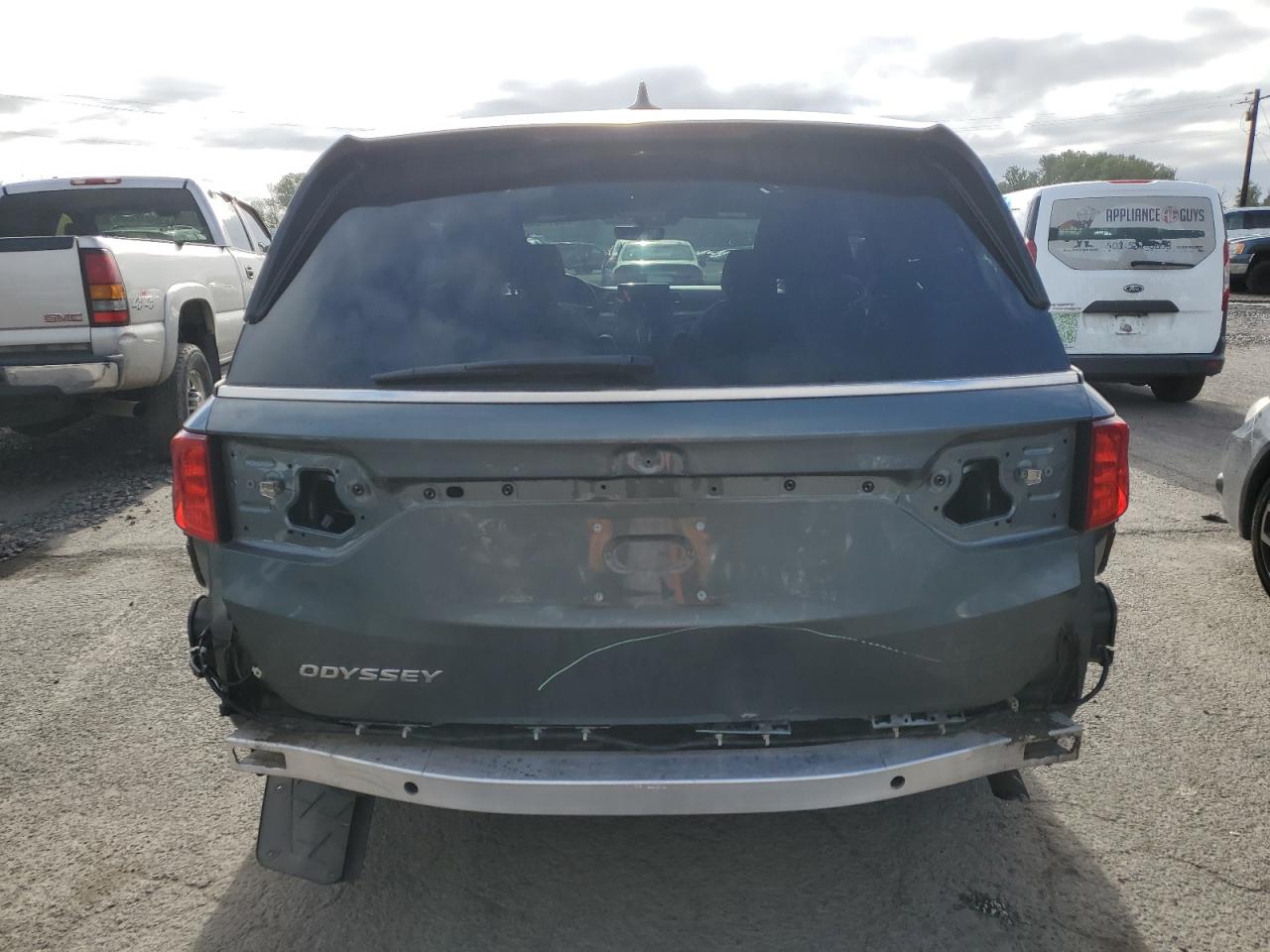 5FNRL6H73KB073354 2019 Honda Odyssey Exl