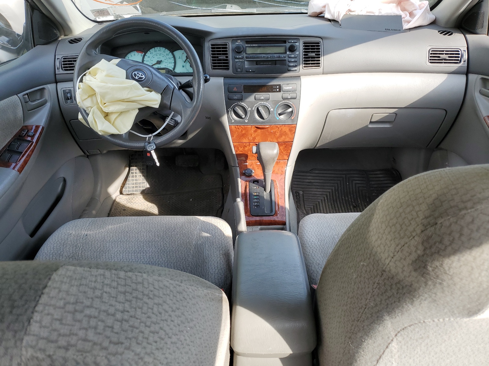 2T1BR32E44C309443 2004 Toyota Corolla Ce