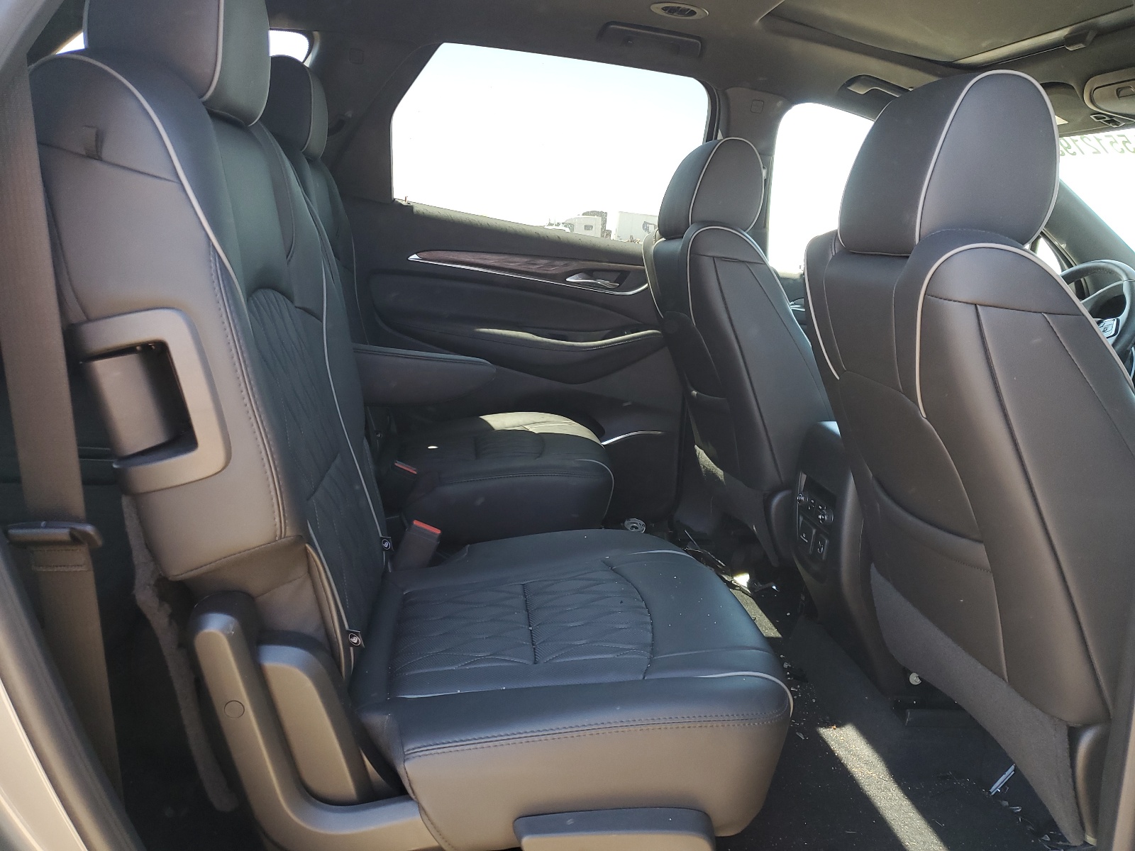 5GAEVCKW0PJ176403 2023 Buick Enclave Avenir