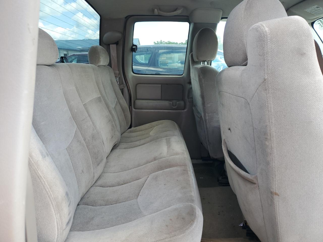 2004 GMC New Sierra K1500 VIN: 2GTEK19T841329266 Lot: 56273974