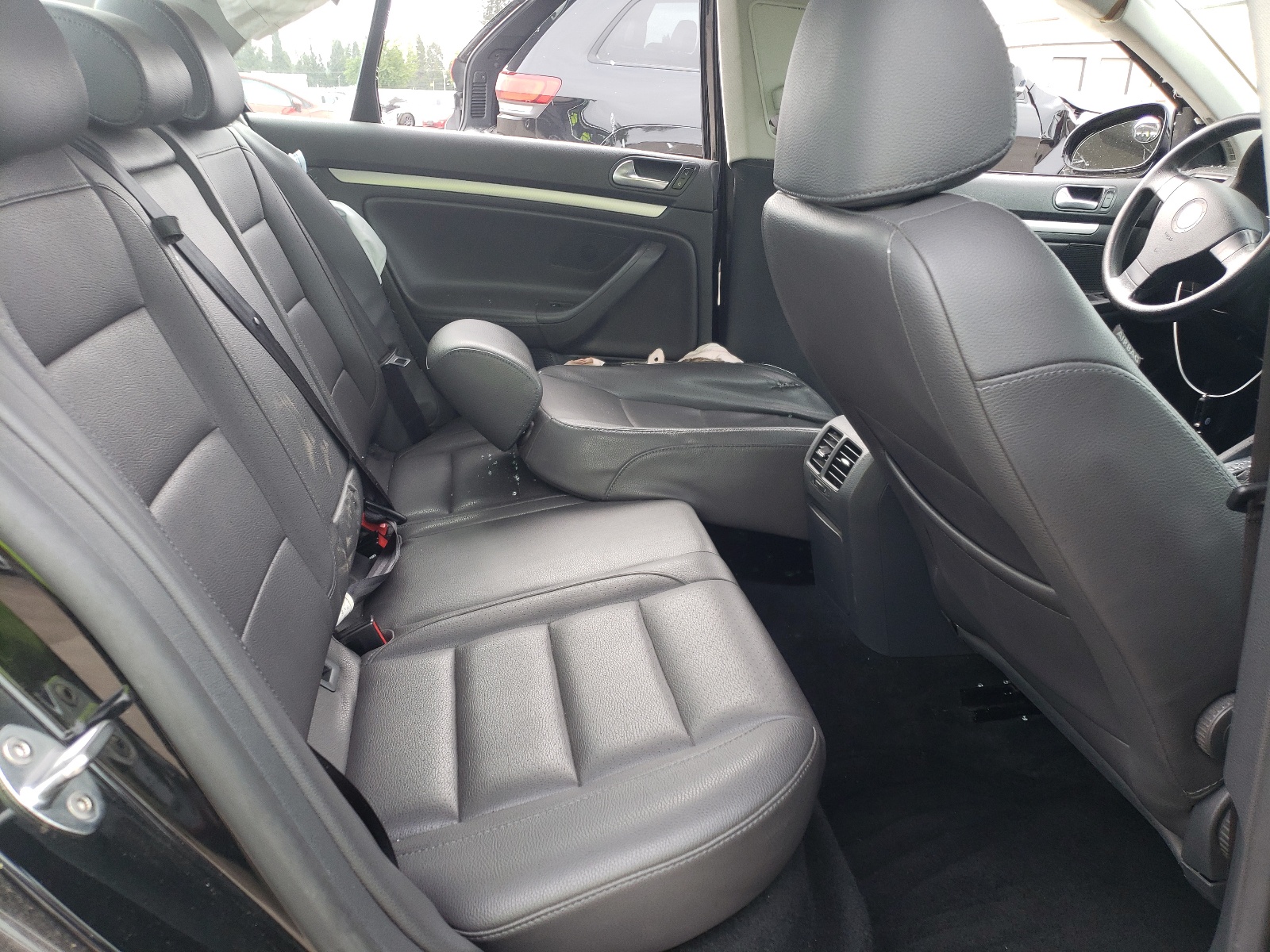 3VWST81K86M013323 2006 Volkswagen Jetta Tdi Option Package 1