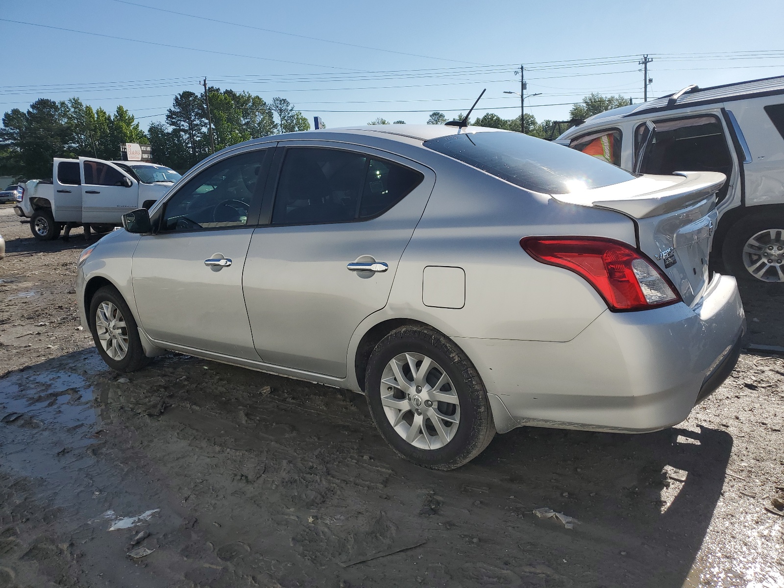 2017 Nissan Versa S vin: 3N1CN7AP3HL855876