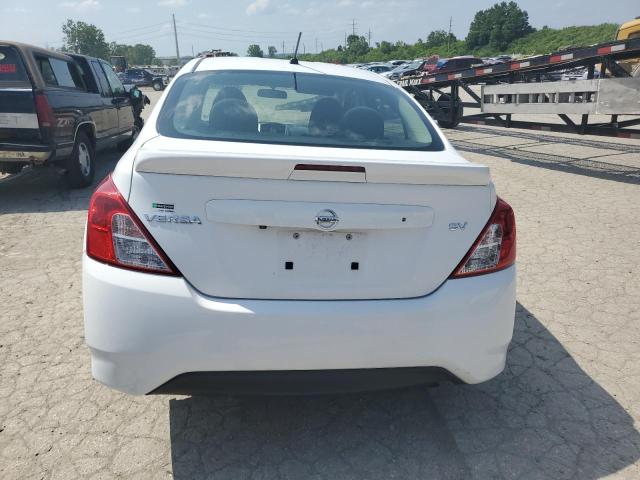  NISSAN VERSA 2018 White