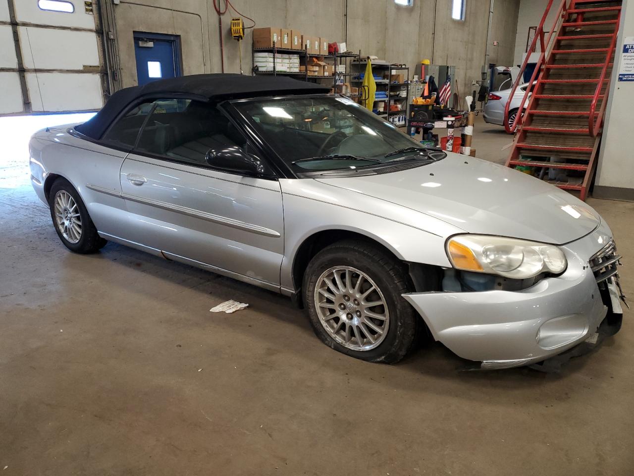 2005 Chrysler Sebring - Image 4