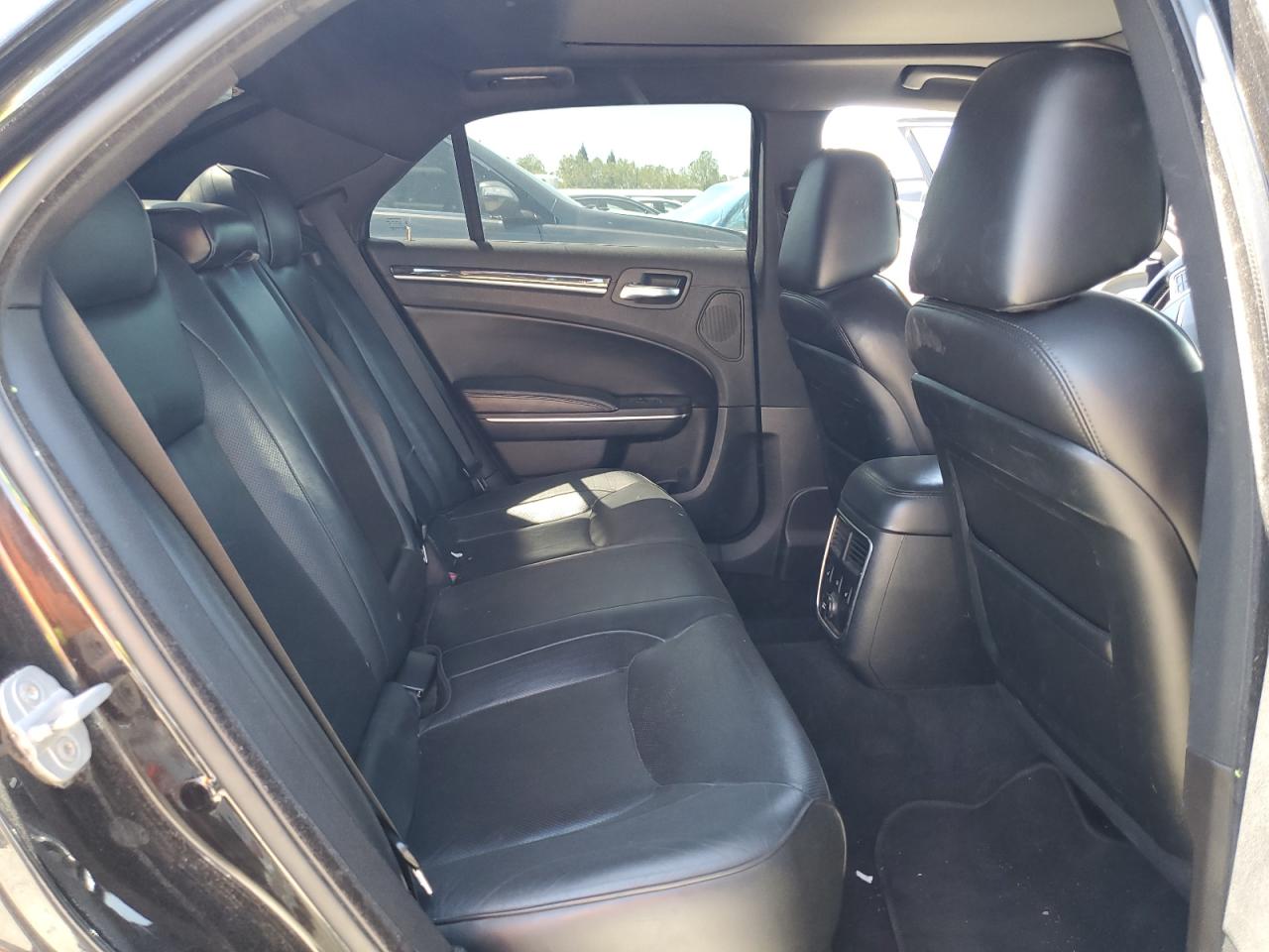 2011 Chrysler 300C VIN: 2C3CA6CT7BH528043 Lot: 53865974