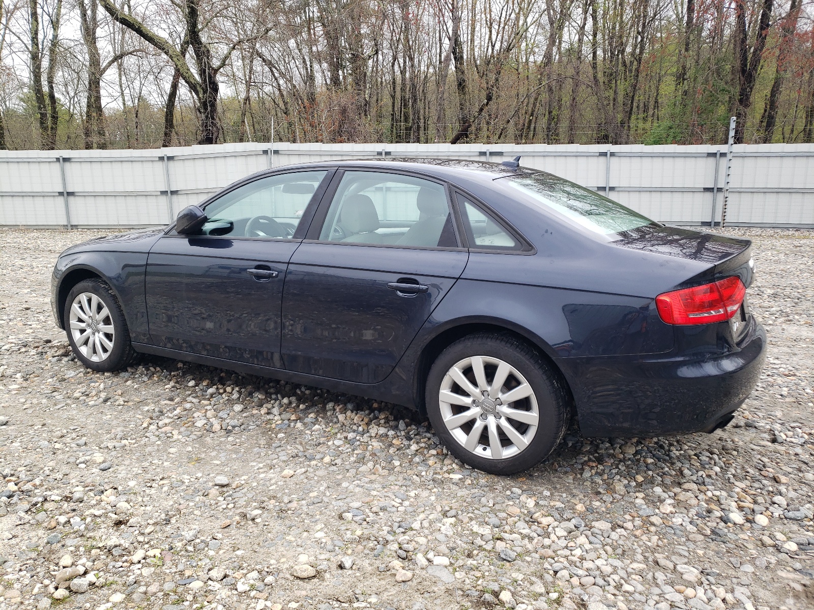 2012 Audi A4 Premium vin: WAUBFAFL3CN003140