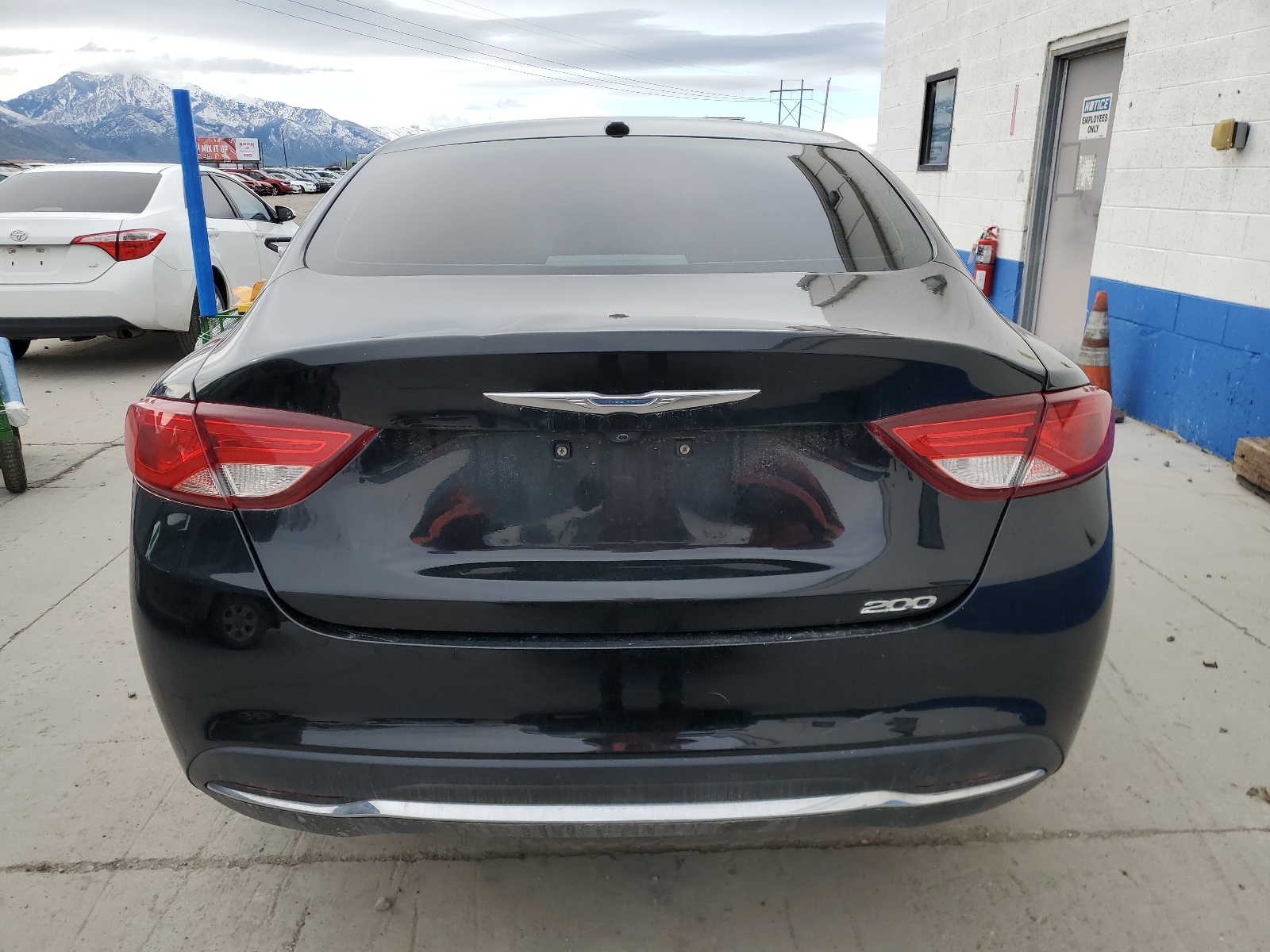 1C3CCCAB4GN127180 2016 Chrysler 200 Limited