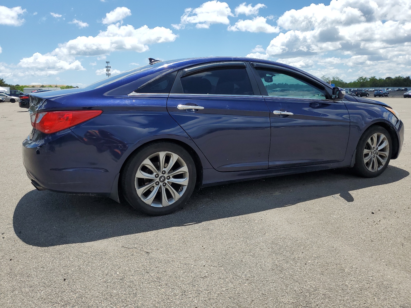 5NPEC4AB2CH482708 2012 Hyundai Sonata Se