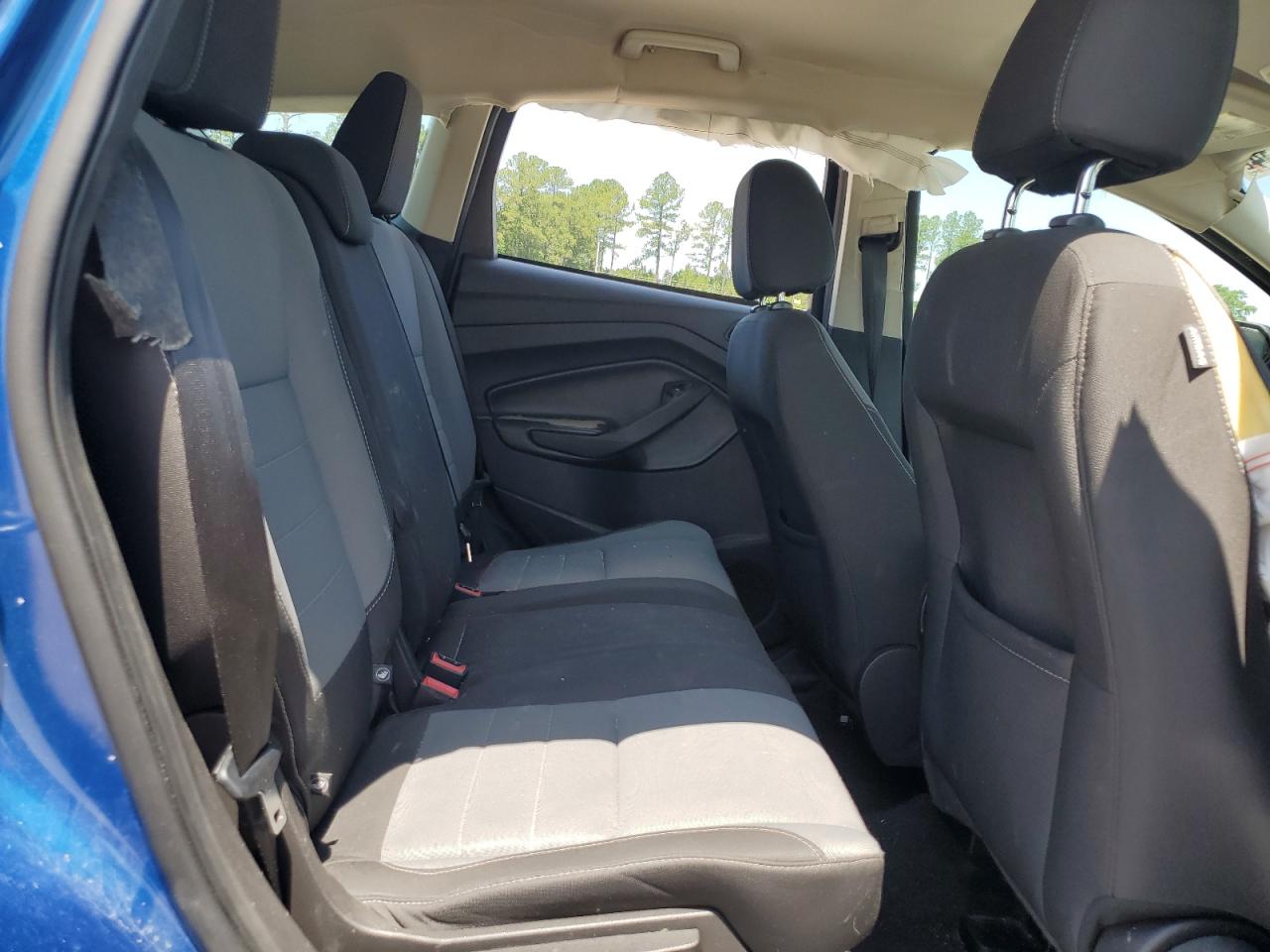 2017 Ford Escape S VIN: 1FMCU0F78HUD04232 Lot: 56239134