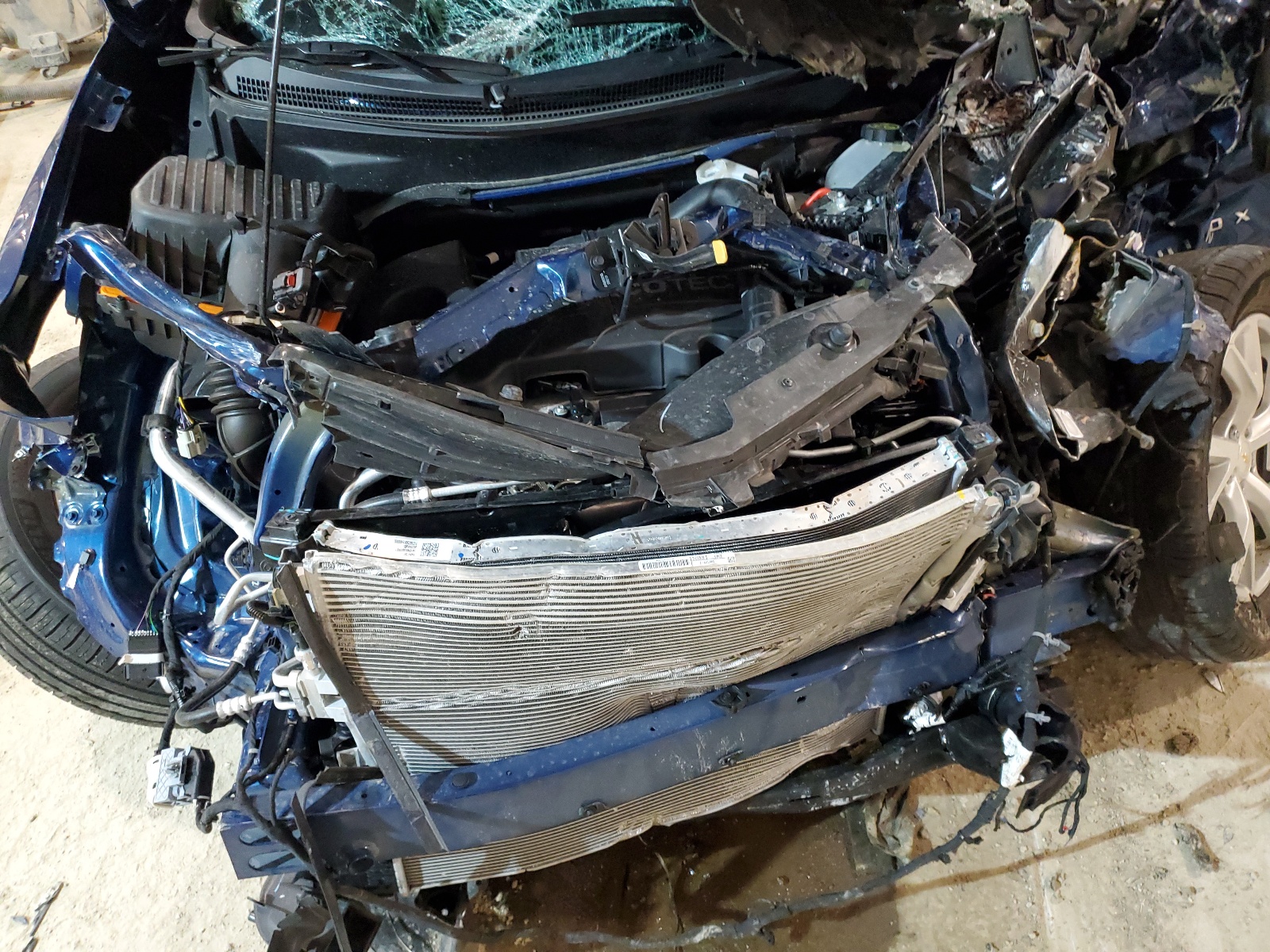 2GNAXNEV6M6153018 2021 Chevrolet Equinox Premier