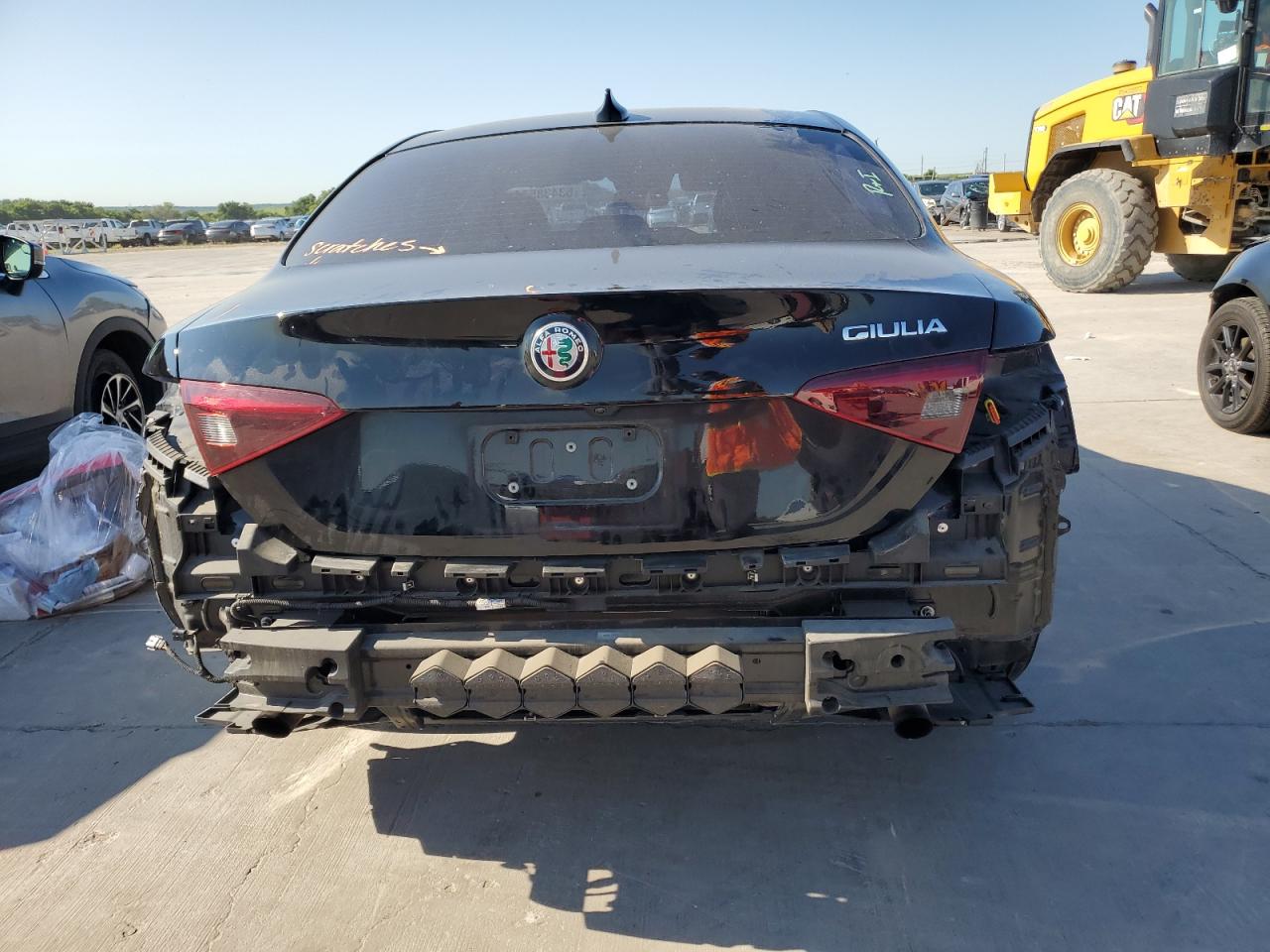 2018 Alfa Romeo Giulia VIN: ZARFAEBN5J7565470 Lot: 53438574