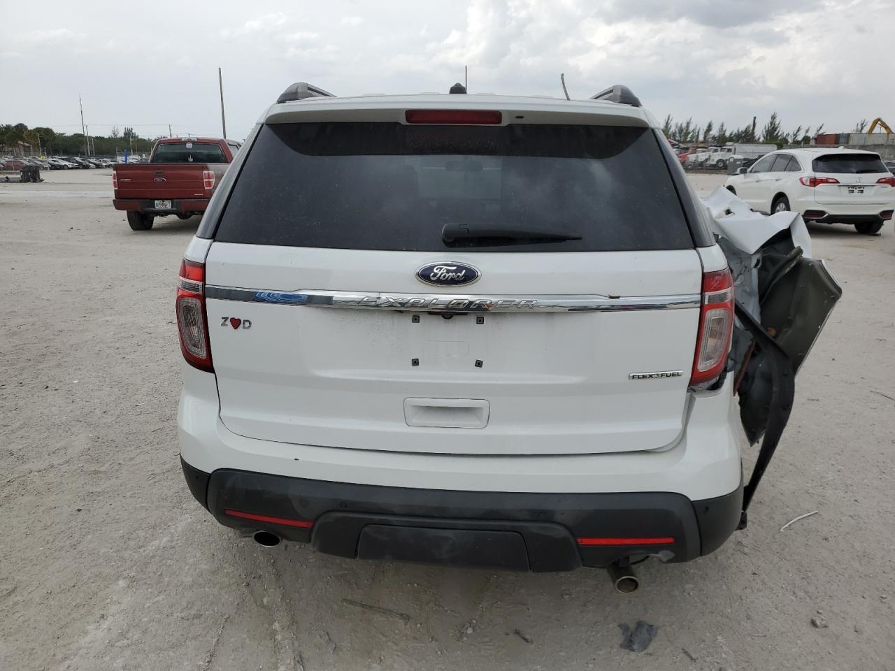 2015 Ford Explorer Xlt VIN: 1FM5K7D84FGC21623 Lot: 54953094