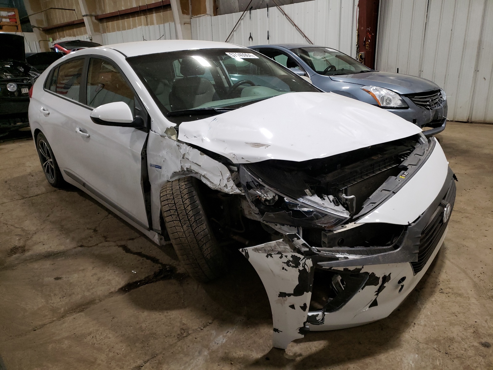 2018 Hyundai Ioniq vin: KMHC65LD3JU076468