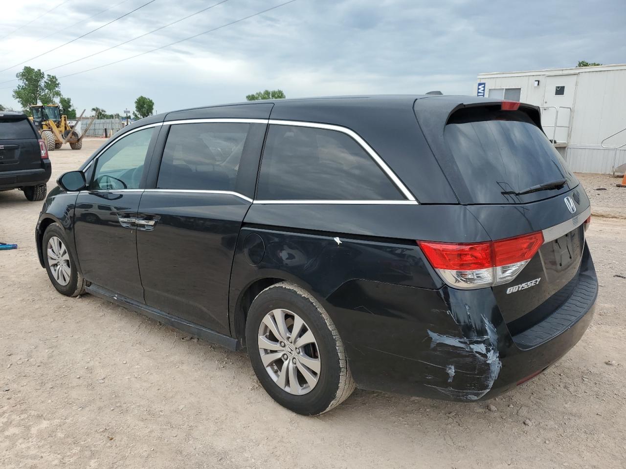2016 Honda Odyssey - Image 2