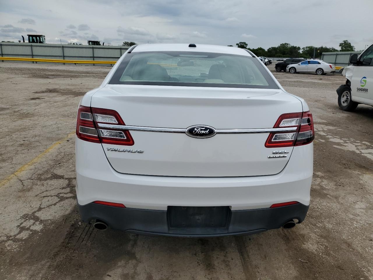 2014 Ford Taurus Sel VIN: 1FAHP2E81EG117504 Lot: 54707524