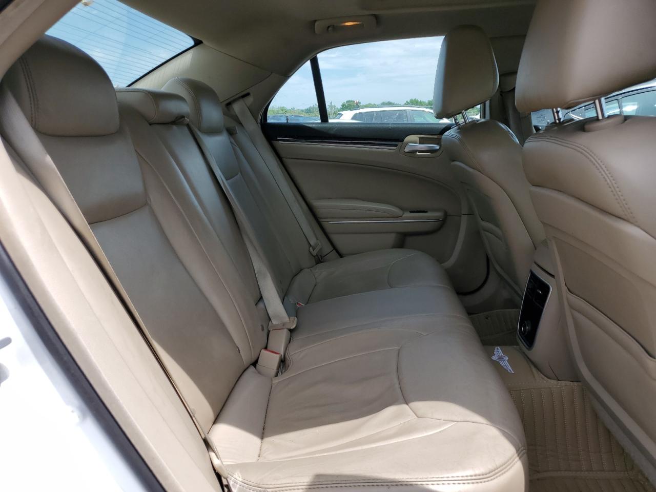 2013 Chrysler 300 VIN: 2C3CCAAG2DH520390 Lot: 53480094