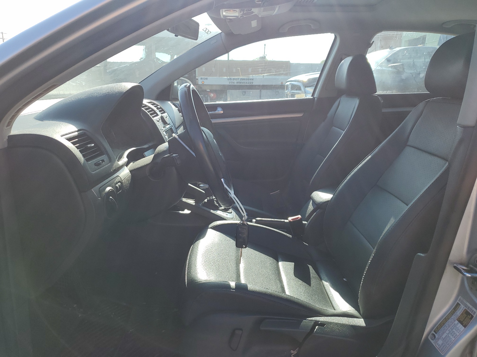 3VWRJ71K48M119852 2008 Volkswagen Jetta Wolfsburg