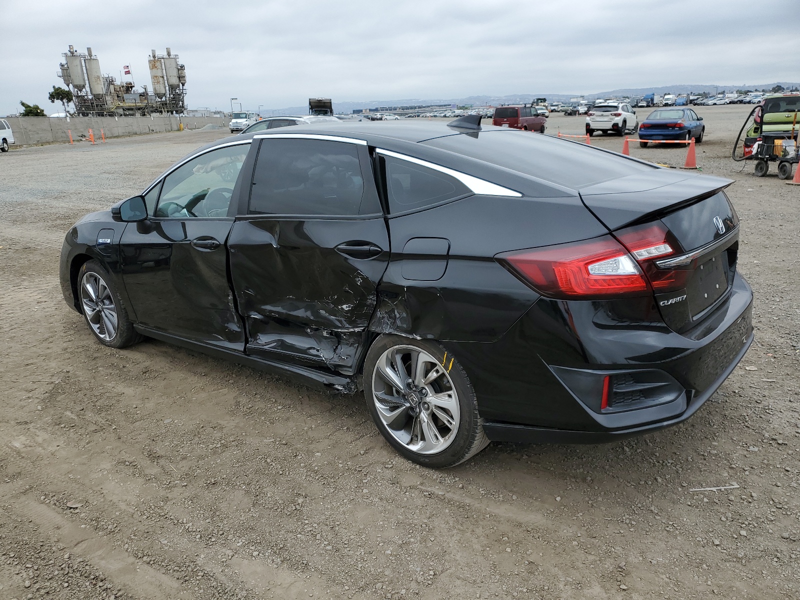 2018 Honda Clarity Touring vin: JHMZC5F30JC000561