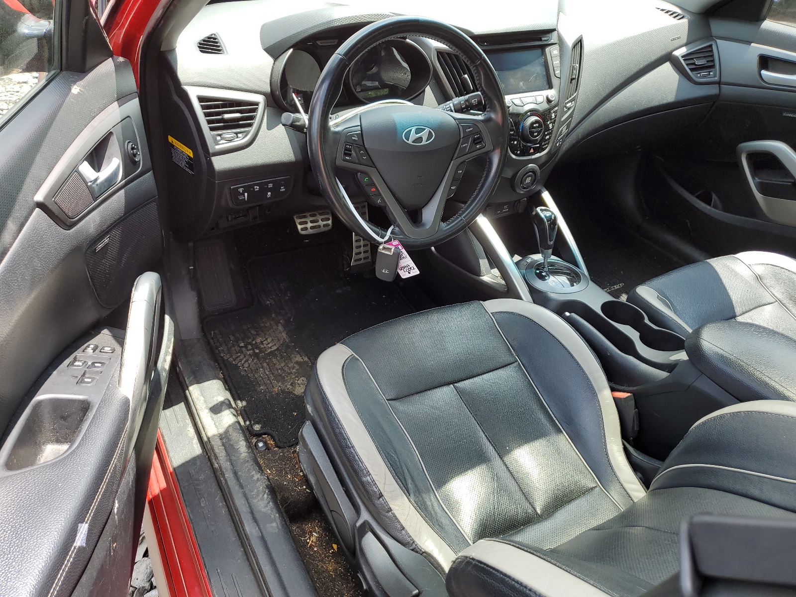 KMHTC6AEXFU236072 2015 Hyundai Veloster Turbo