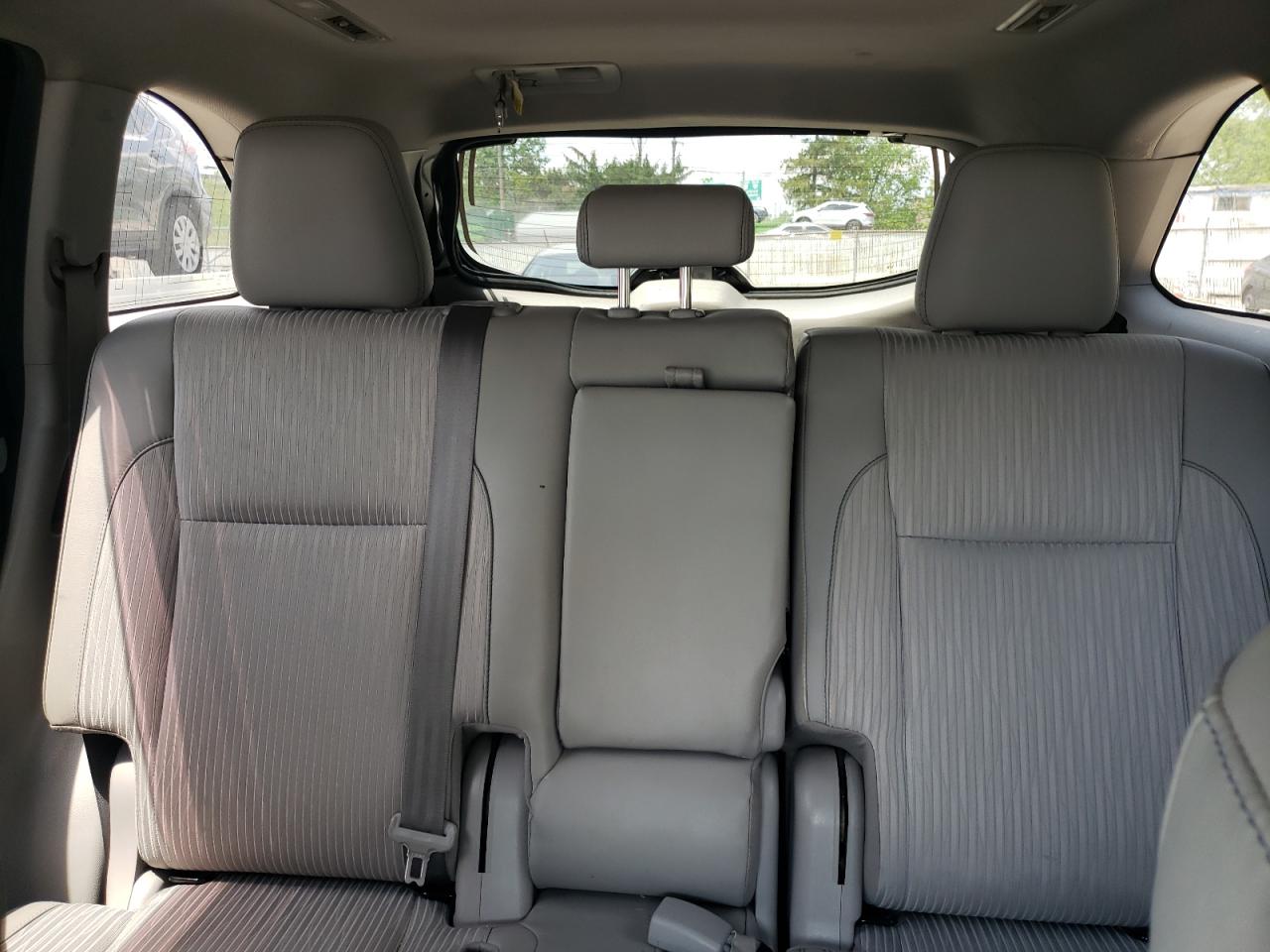 2017 Toyota Highlander Le VIN: 5TDBZRFH4HS457922 Lot: 55369854