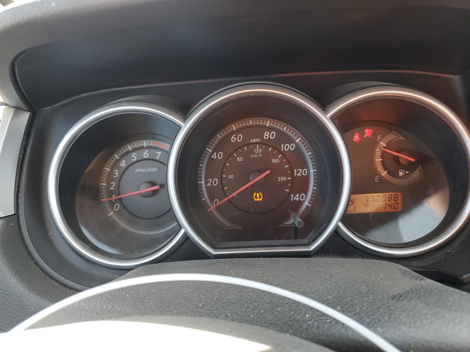 3N1BC1CP7AL402538 2010 Nissan Versa S