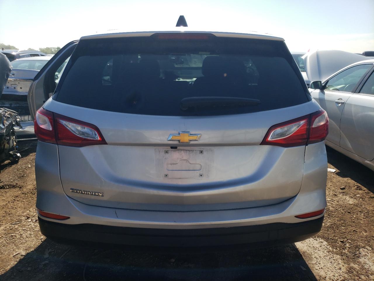 2GNAXHEV5K6216012 2019 Chevrolet Equinox Ls