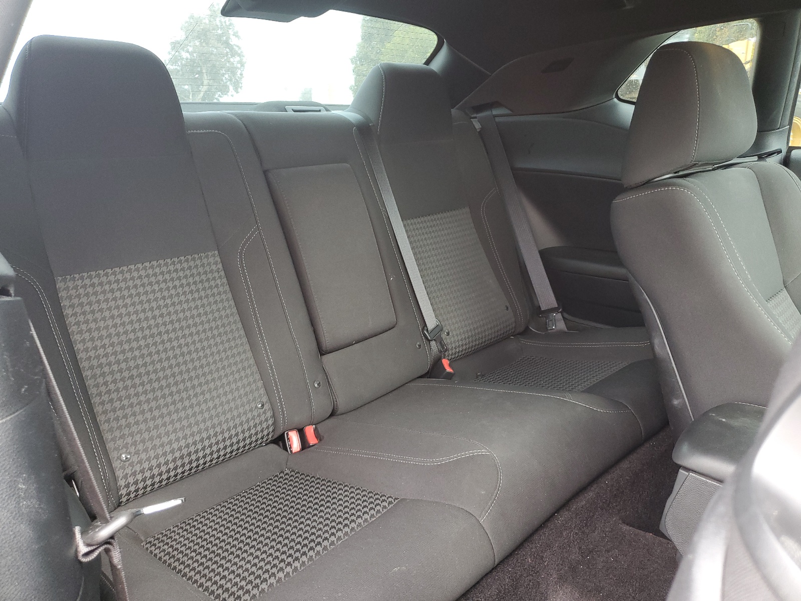 2C3CDZAG3JH231977 2018 Dodge Challenger Sxt