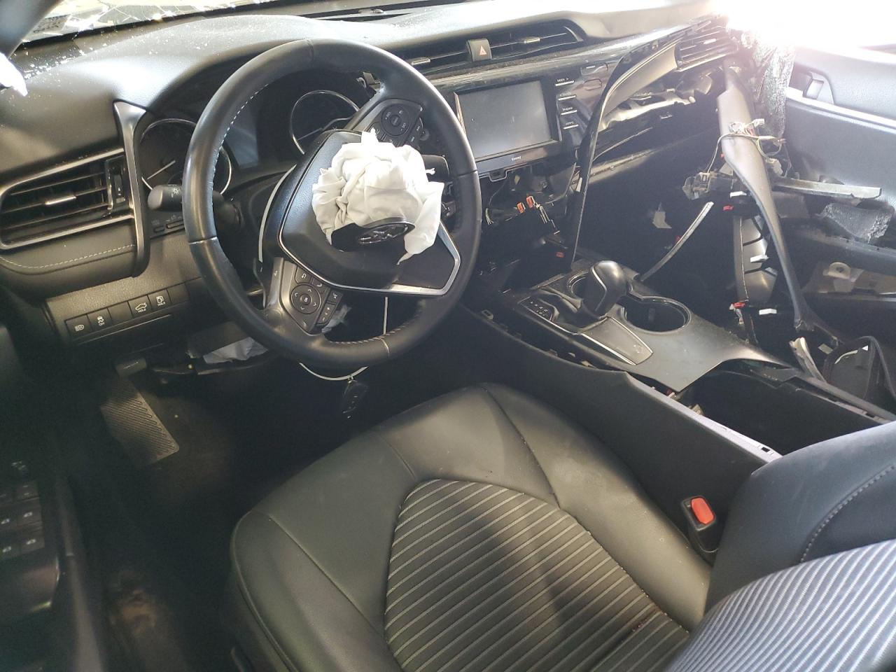 2020 Toyota Camry Se VIN: 4T1G11AK9LU929209 Lot: 55823544