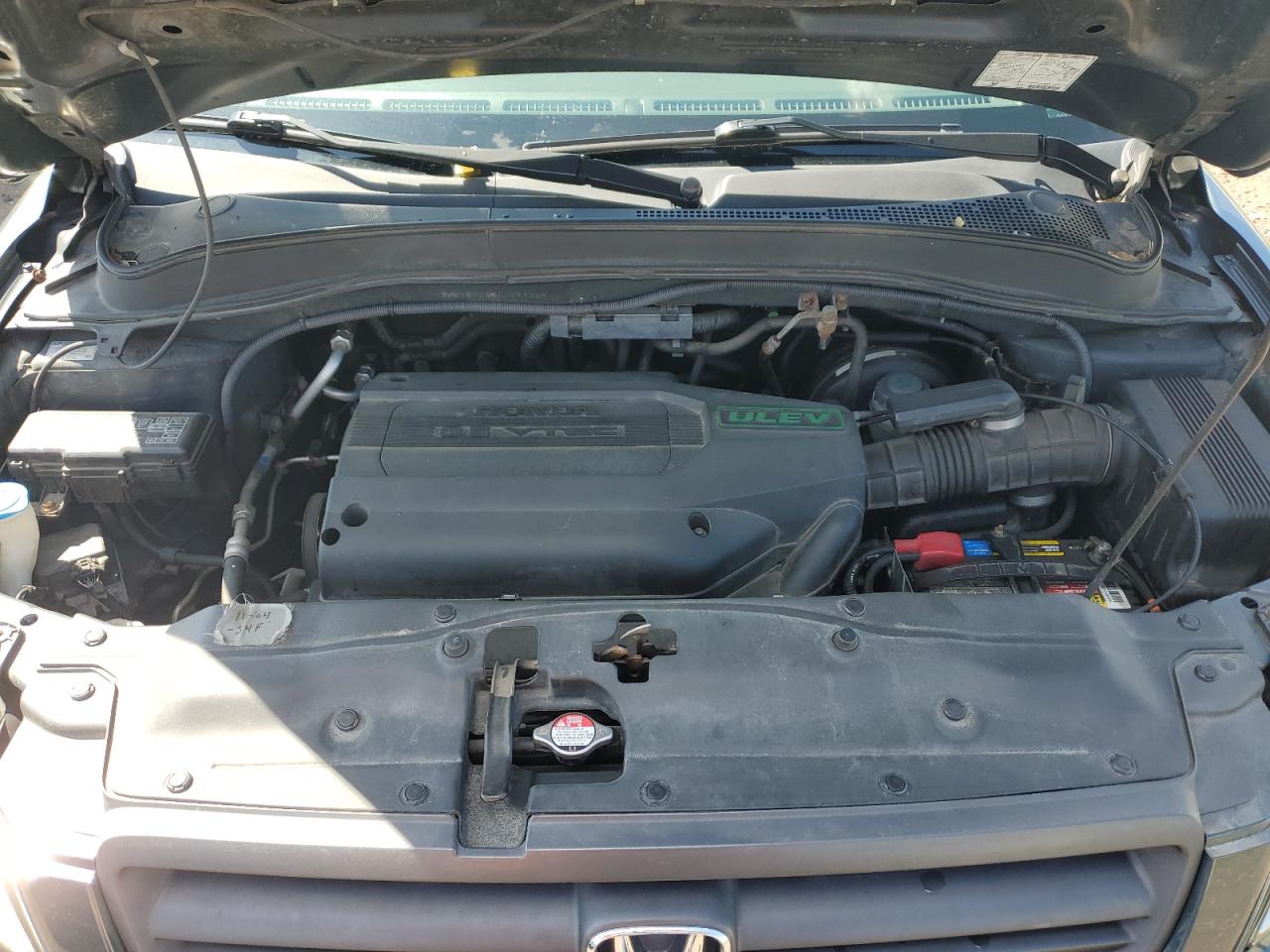2004 Honda Pilot - Image 12
