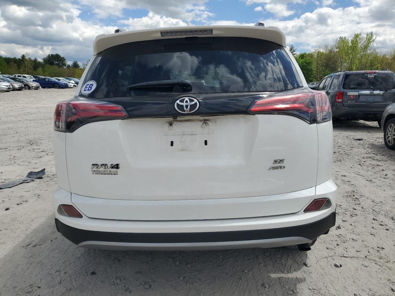 2018 Toyota Rav4 Se VIN: JTMJFREV7JJ739129 Lot: 54606454