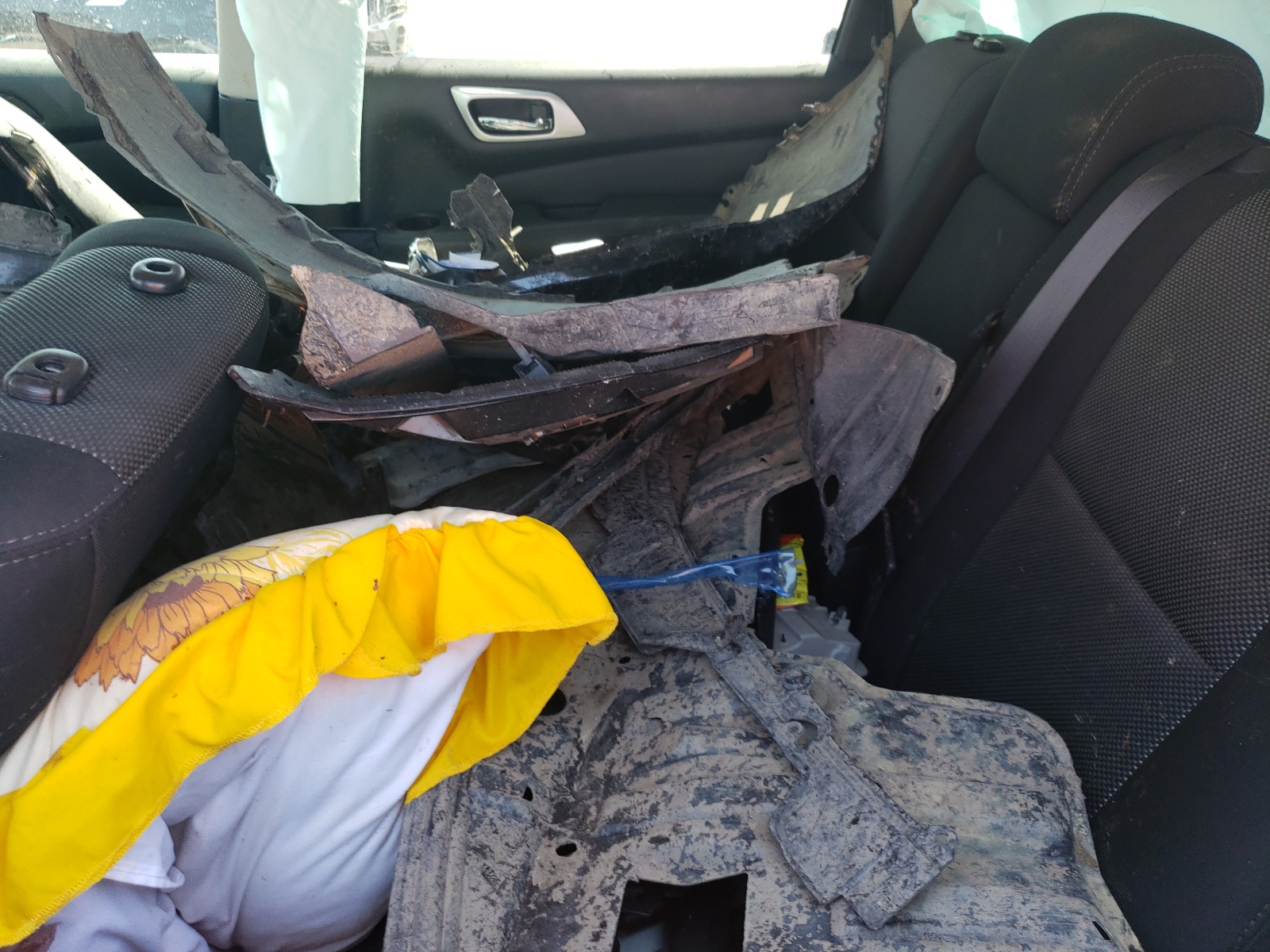 5N1DR2MN4KC610019 2019 Nissan Pathfinder S