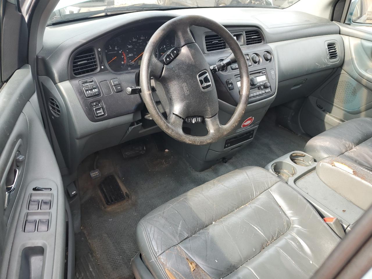 2003 Honda Odyssey - Image 8