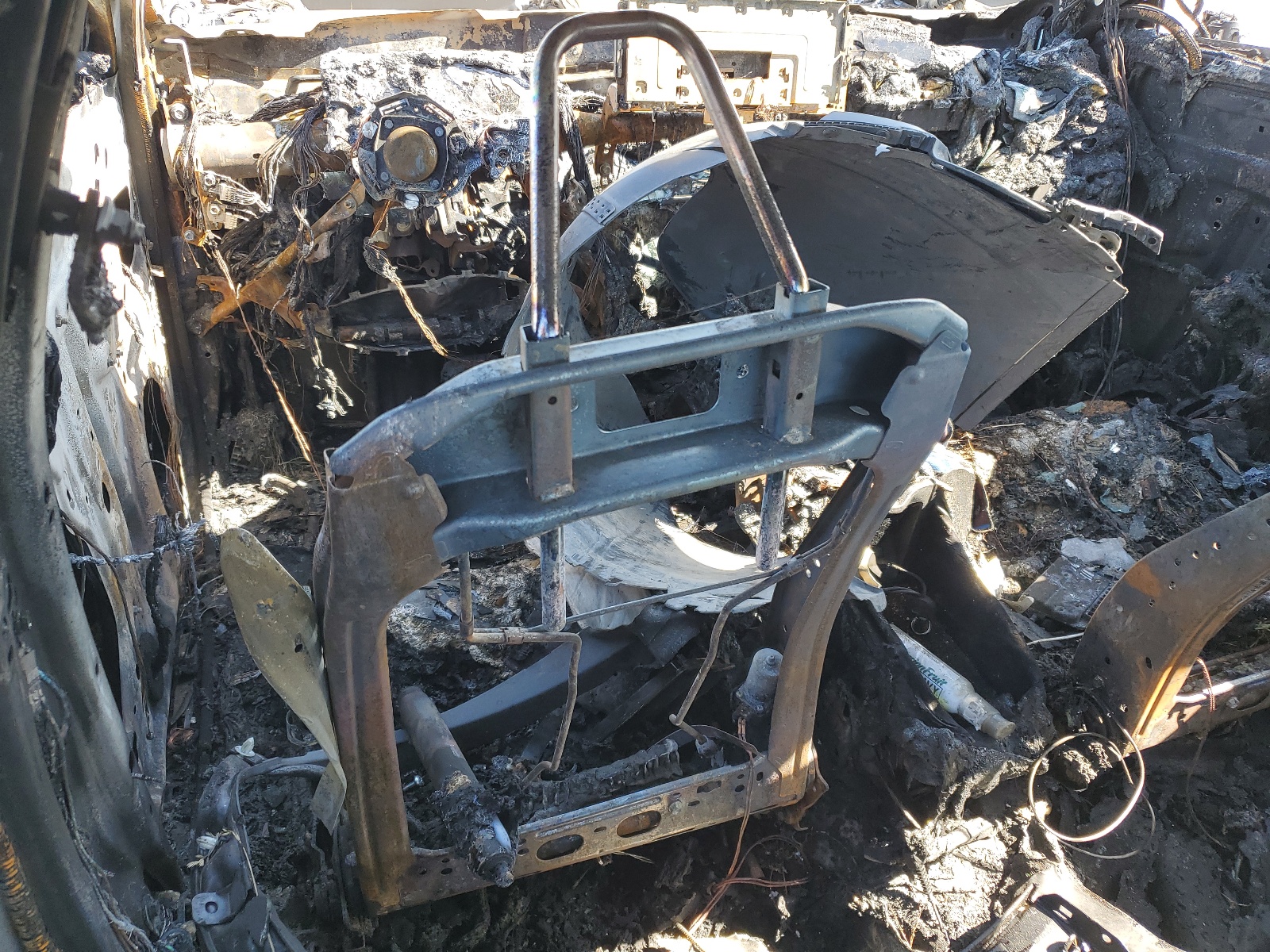 JTDAAAAF2P3001900 2023 Toyota Crown Xle