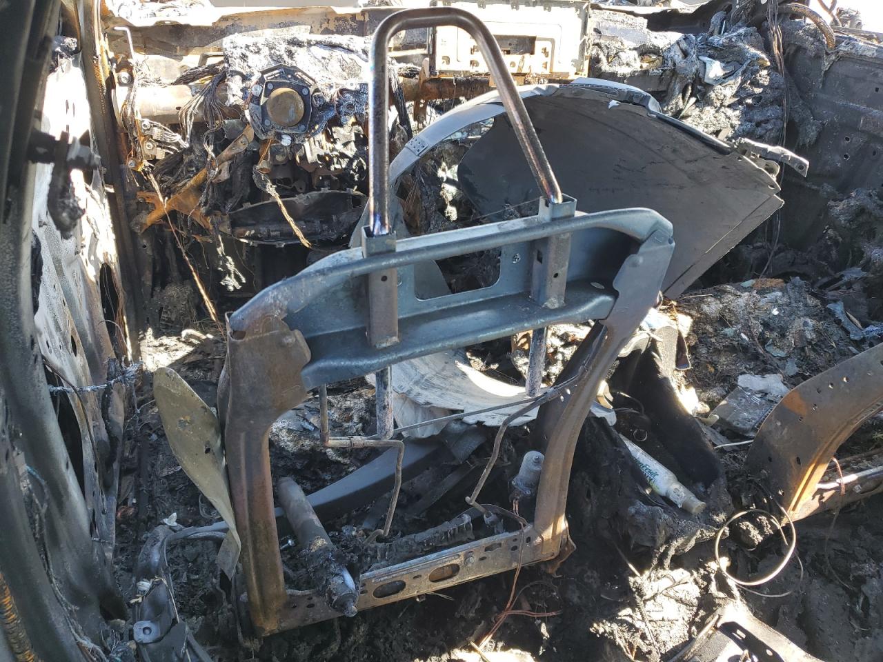 2023 Toyota Crown Xle VIN: JTDAAAAF2P3001900 Lot: 53869364