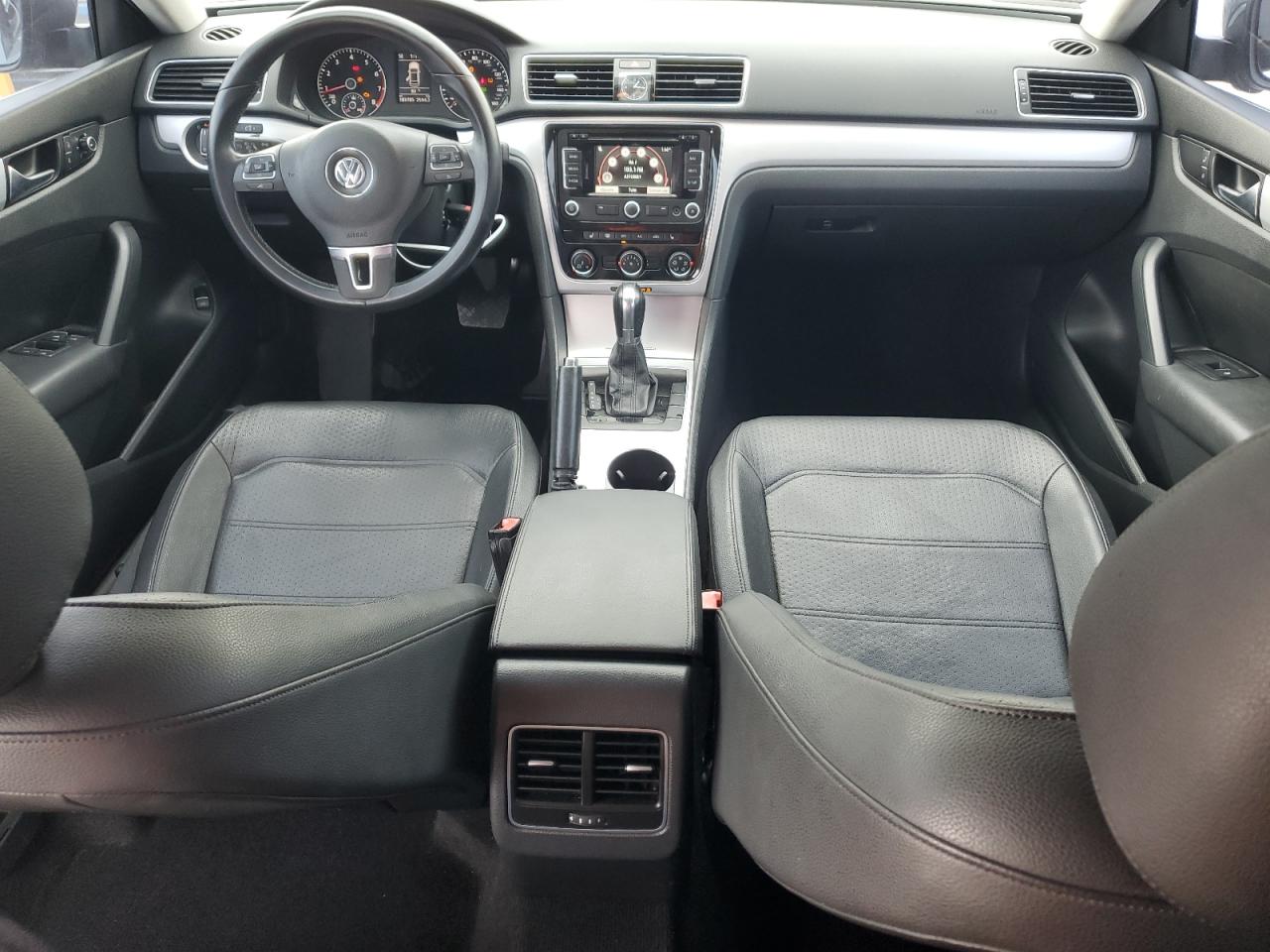 2013 Volkswagen Passat Se VIN: 1VWBP7A3XDC034230 Lot: 54911004