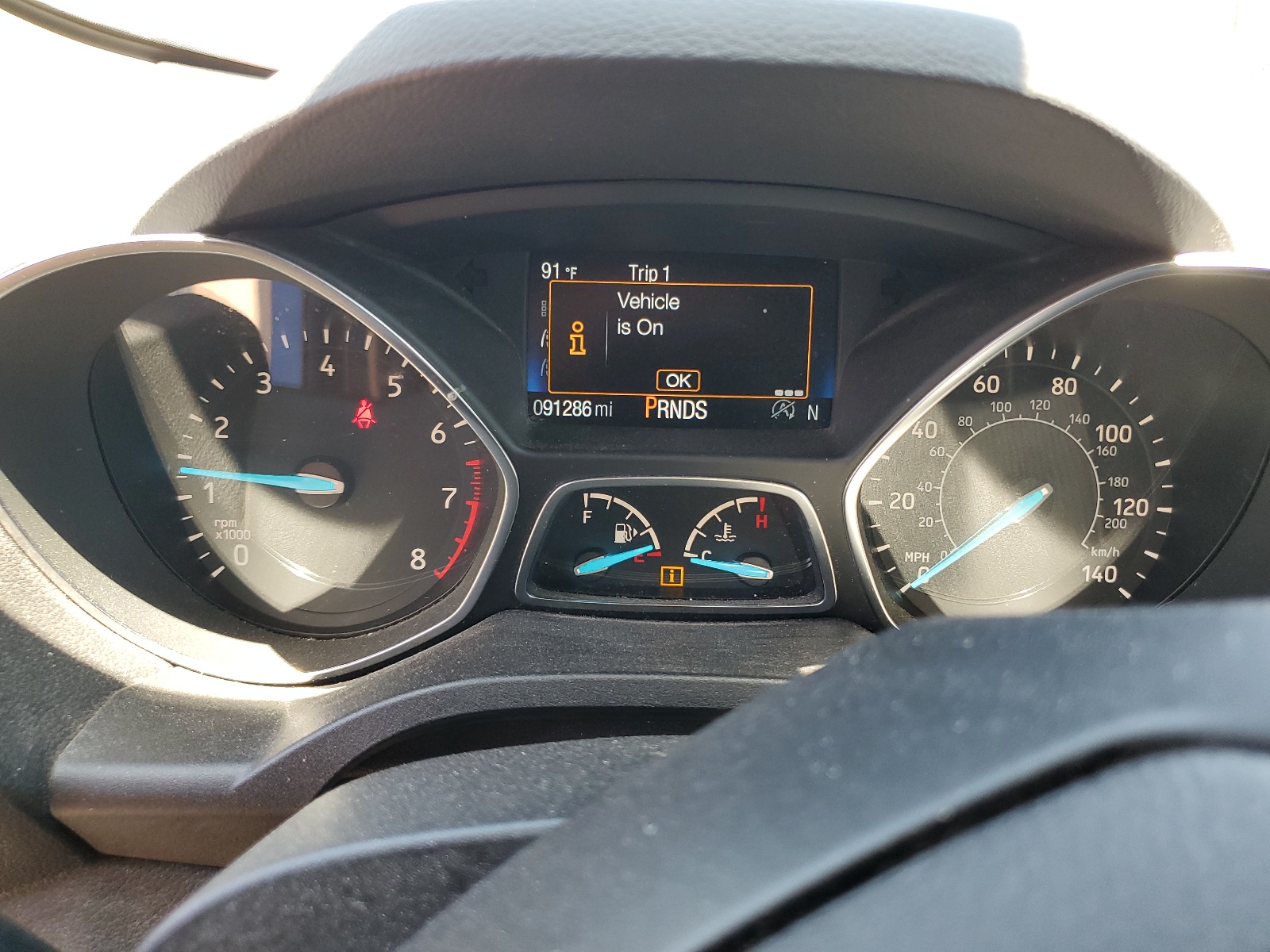 1FMCU0J91JUC75090 2018 Ford Escape Titanium