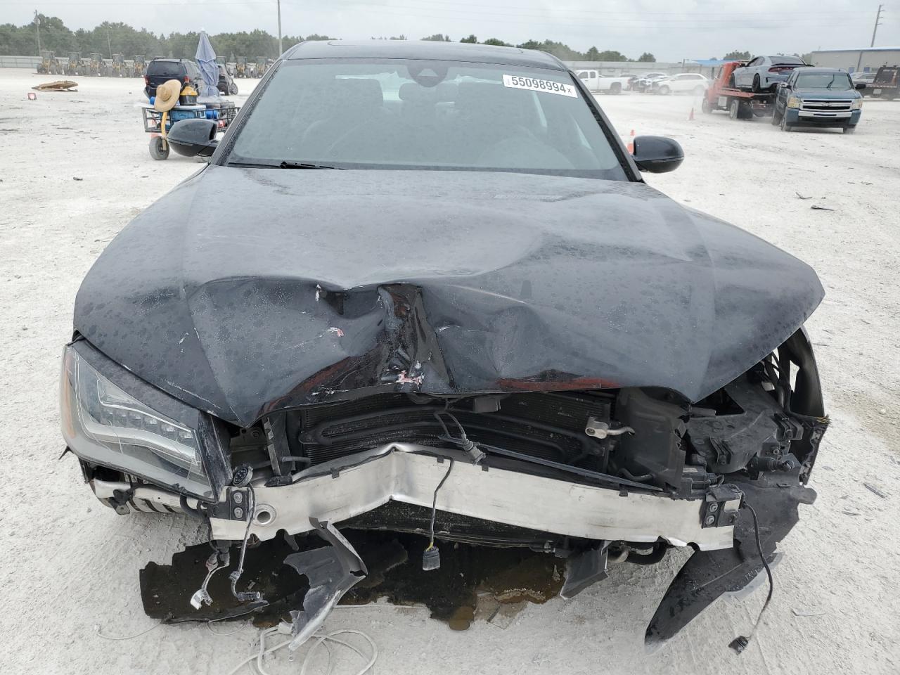 2014 Audi A8 L Quattro VIN: WAURGAFD2EN009910 Lot: 55098994