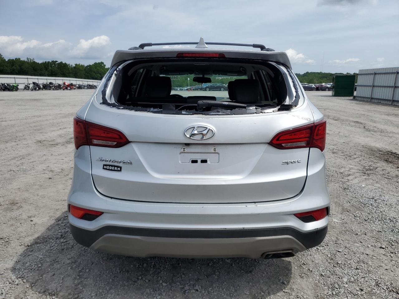 2018 Hyundai Santa Fe Sport VIN: 5XYZU3LB7JG511257 Lot: 54587644