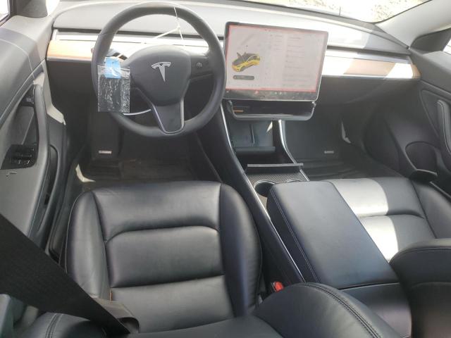  TESLA MODEL 3 2020 Білий