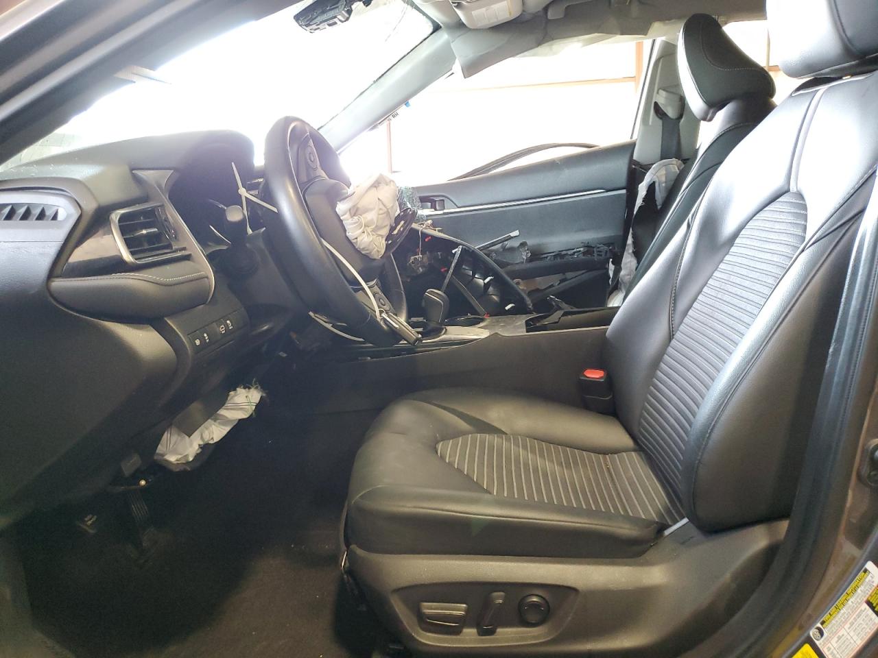 2020 Toyota Camry Se VIN: 4T1G11AK9LU929209 Lot: 55823544