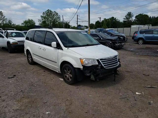 2009 Chrysler Town & Country Touring VIN: 2A8HR54169R563719 Lot: 55520074